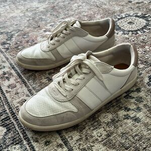 Universal Thread leather sneakers